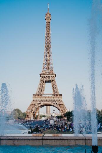 paris-gd1e4c55a2_1920.jpg